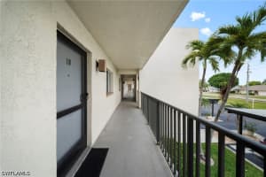 2111 Barkeley Lane, Fort Myers, FL 33907 - MLS#226018627