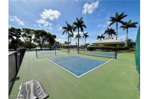 11118 Gulf Shore Drive, Naples, FL 34108 - MLS#226018685