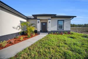 1109 Edgewood Street, Lehigh Acres, FL 33974 - MLS#226018691