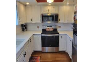 200 Valley Stream Drive, Naples, FL 34113 - MLS#226018699