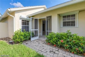 116 Fountain Circle, Naples, FL 34119 - MLS#226018734