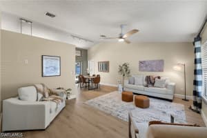 194 Wickliffe Drive, Naples, FL 34110 - MLS#226018738