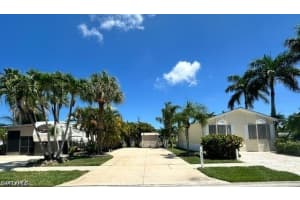 1675 Diamond Lake Circle, Naples, FL 34114 - MLS#226018770