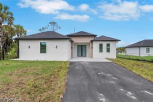 2685 38th Avenue, Naples, FL 34117 - MLS#226018787
