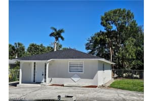 5234 Sholtz Street, Naples, FL 34113 - MLS#226018833