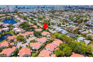 522 Beachwalk Circle, Naples, FL 34108 - MLS#226018838