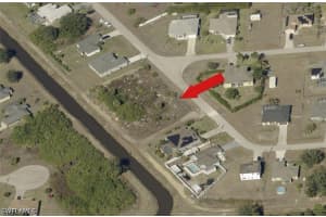1005 Cedartree Avenue, Lehigh Acres, FL 33971 - MLS#226018847