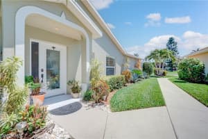 5754 Greenwood Circle, Naples, FL 34112 - MLS#226018850