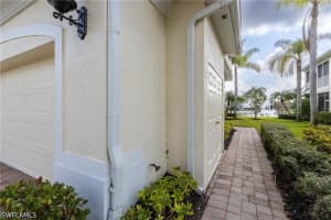 28652 San Lucas Lane, Bonita Springs, FL 34135 - MLS#226018918