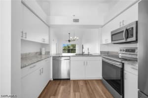 3250 Cypress Glen Way, Naples, FL 34109 - MLS#226018937