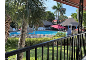 2555 Tamiami Trl N 238, Naples