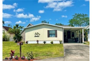 573 Cape Florida Lane, Naples, FL 34104 - MLS#226019041