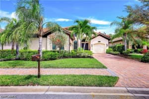 7546 Lantana Circle, Naples, FL 34119 - MLS#226019108