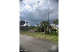 24th Ave SE, Naples, FL 34117 - MLS#226019142