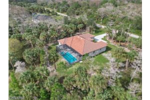 610 25th Avenue, Naples, FL 34120 - MLS#226019190