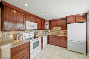 416 Teryl Road, Naples, FL 34112 - MLS#226019195