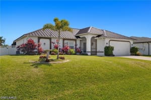 148 Sw 31st St, Cape Coral