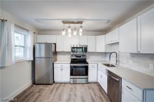 975 9th Avenue, Naples, FL 34102 - MLS#226019202