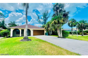 552 97th Avenue, Naples, FL 34108 - MLS#226019230