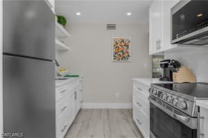 663 12th Avenue, Naples, FL 34102 - MLS#226019248