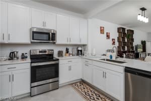 2140 Dragonfruit Way, Naples, FL 34120 - MLS#226019296