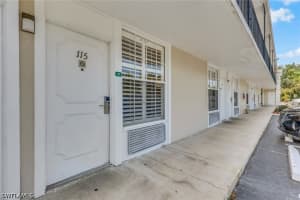 2555 Tamiami Trail, Naples, FL 34103 - MLS#226019298
