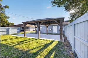 2400 55th Terrace, Naples, FL 34116 - MLS#226019306