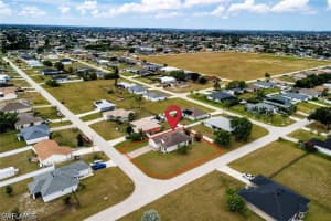 2220 Ne 5th Ave, Cape Coral