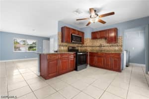 5369 Broward St, Naples 5369 Broward St, Naples