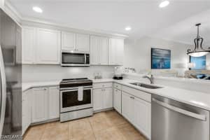221 9th Street, Naples, FL 34102 - MLS#226019439