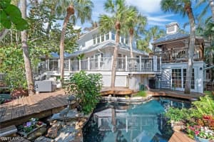 61 12th Avenue, Naples, FL 34102 - MLS#226019479