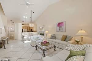 4718 Via Carmen, Naples, FL 34105 - MLS#226019509