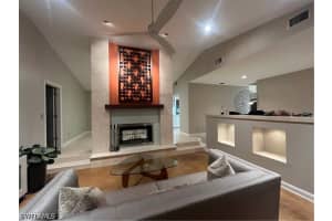 240 Nottingham Drive, Naples, FL 34109 - MLS#226019545