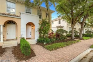 6284 Towncenter Circle, Naples, FL 34119 - MLS#226019561
