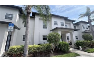 9064 Gervais Cir 105, Naples