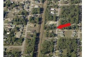 2605 17th Street, Lehigh Acres, FL 33971 - MLS#226019590