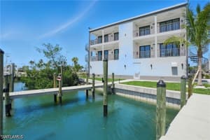 855 Lagoon Street, Fort Myers Beach, FL 33931 - MLS#226019595