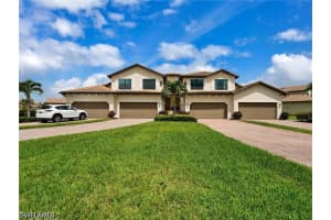 2359 Montserrat Ln 202, Naples