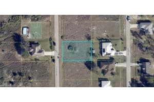 735 Oakridge Avenue, Lehigh Acres, FL 33974 - MLS#226019609
