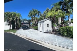 1408 Pearl Lake Point, Naples, FL 34114 - MLS#226019649