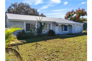 4077 Edgewater Circle, Labelle, FL 33935 - MLS#226019693