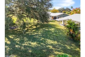 4077 Edgewater Circle, Labelle, FL 33935 - MLS#226019693