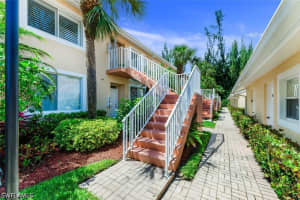 2400 Bayou Ln 7506, Naples