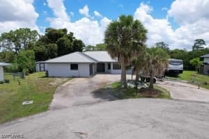 1318 Thompson Street, North Fort Myers, FL 33903 - MLS#226019747