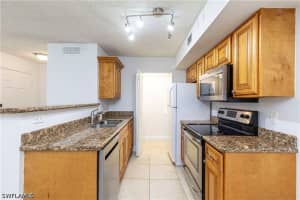 12610 Equestrian Circle, Fort Myers, FL 33907 - MLS#226019807
