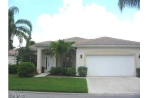 11028 Lakeland Cir, Fort Myers