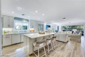 225 5th Avenue, Naples, FL 34102 - MLS#226019862