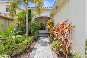 4715 Kensington Circle, Naples, FL 34119 - MLS#226019910
