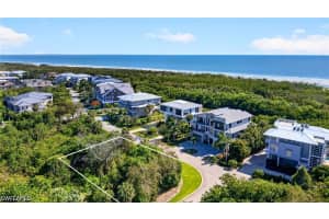 707 Waterside Drive, Marco Island, FL 34145 - MLS#226019919