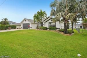 3717 Agualinda Boulevard, Cape Coral, FL 33914 - MLS#226019931